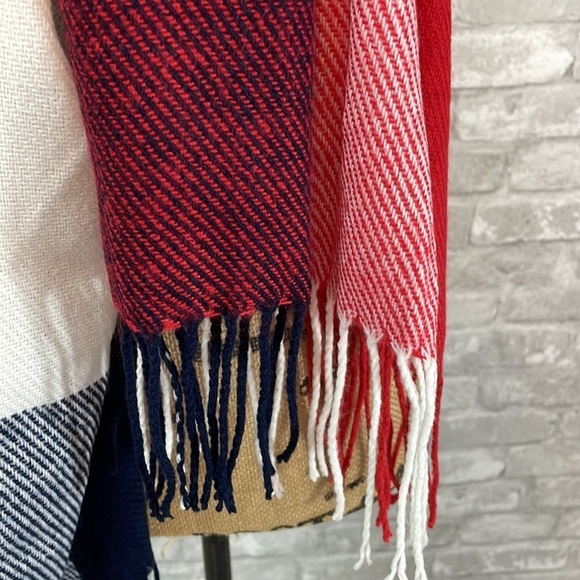 Red white and blue fringed Scarf - Picture 2 of 4